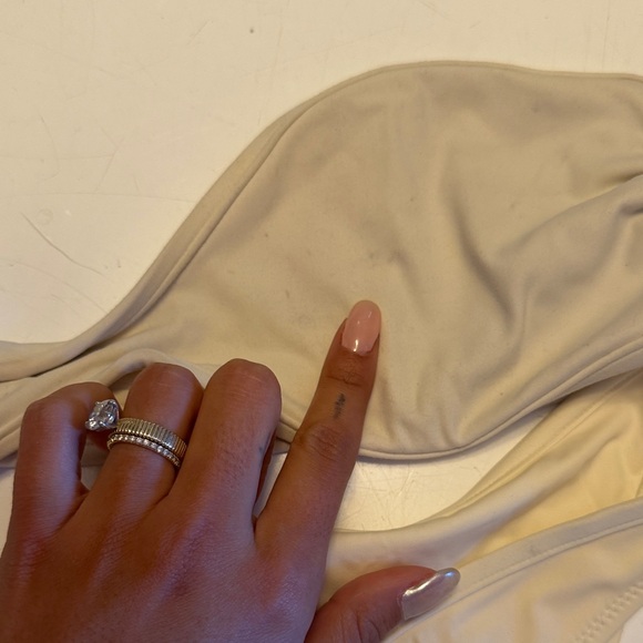 Solid - Picture 3 of 4